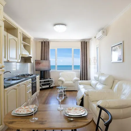 Sea View-apartment On The - Durres2 * ドゥラス
