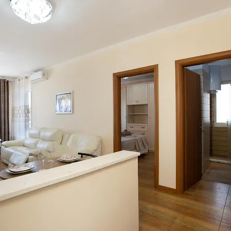 Sea View-apartment On The - Durres2 * ドゥラス