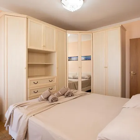 Apartment Sea View-apartment On The - Durres2 *